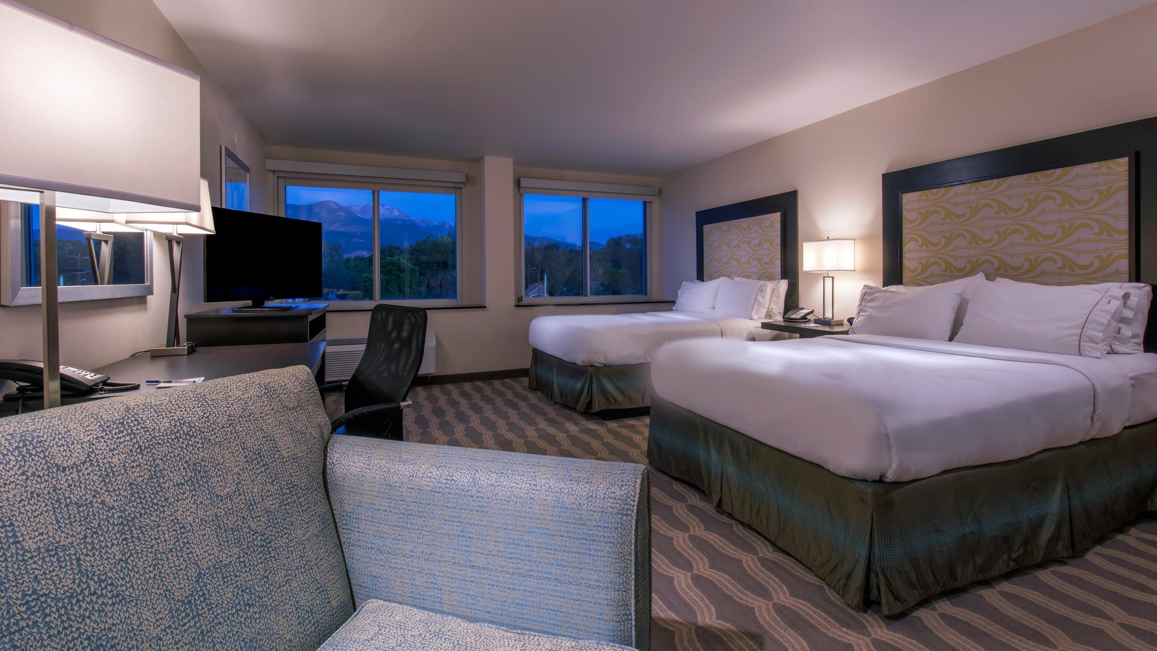 Holiday Inn Express & Suites Colorado Springs Central By Ihg Екстер'єр фото