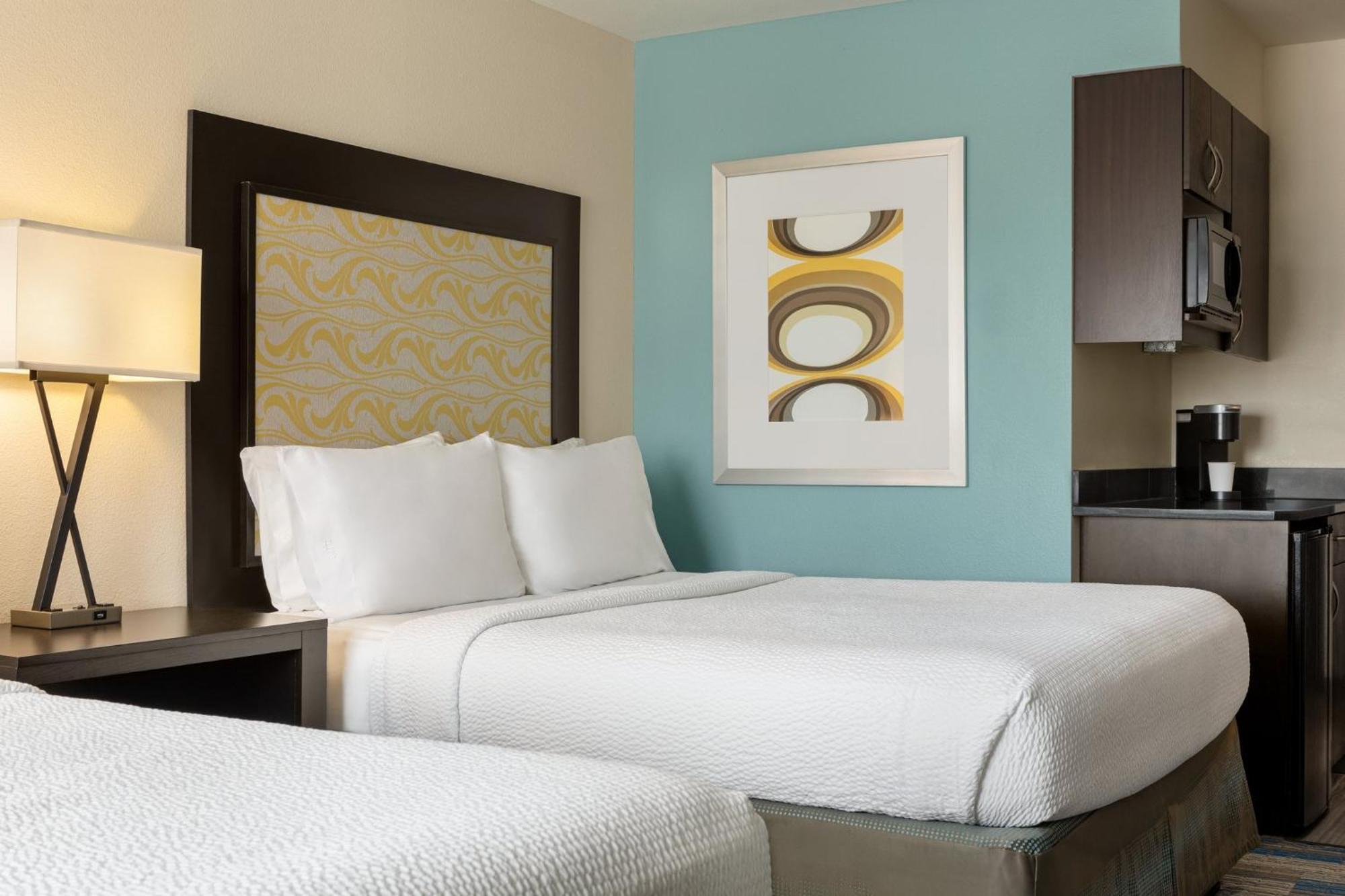 Holiday Inn Express & Suites Colorado Springs Central By Ihg Екстер'єр фото