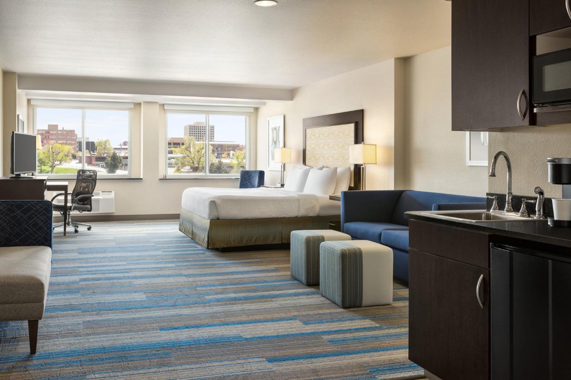 Holiday Inn Express & Suites Colorado Springs Central By Ihg Екстер'єр фото