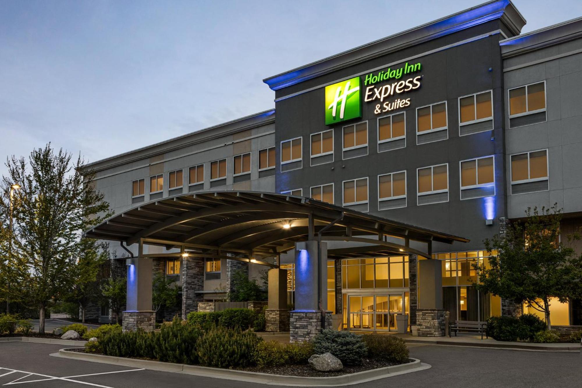Holiday Inn Express & Suites Colorado Springs Central By Ihg Екстер'єр фото