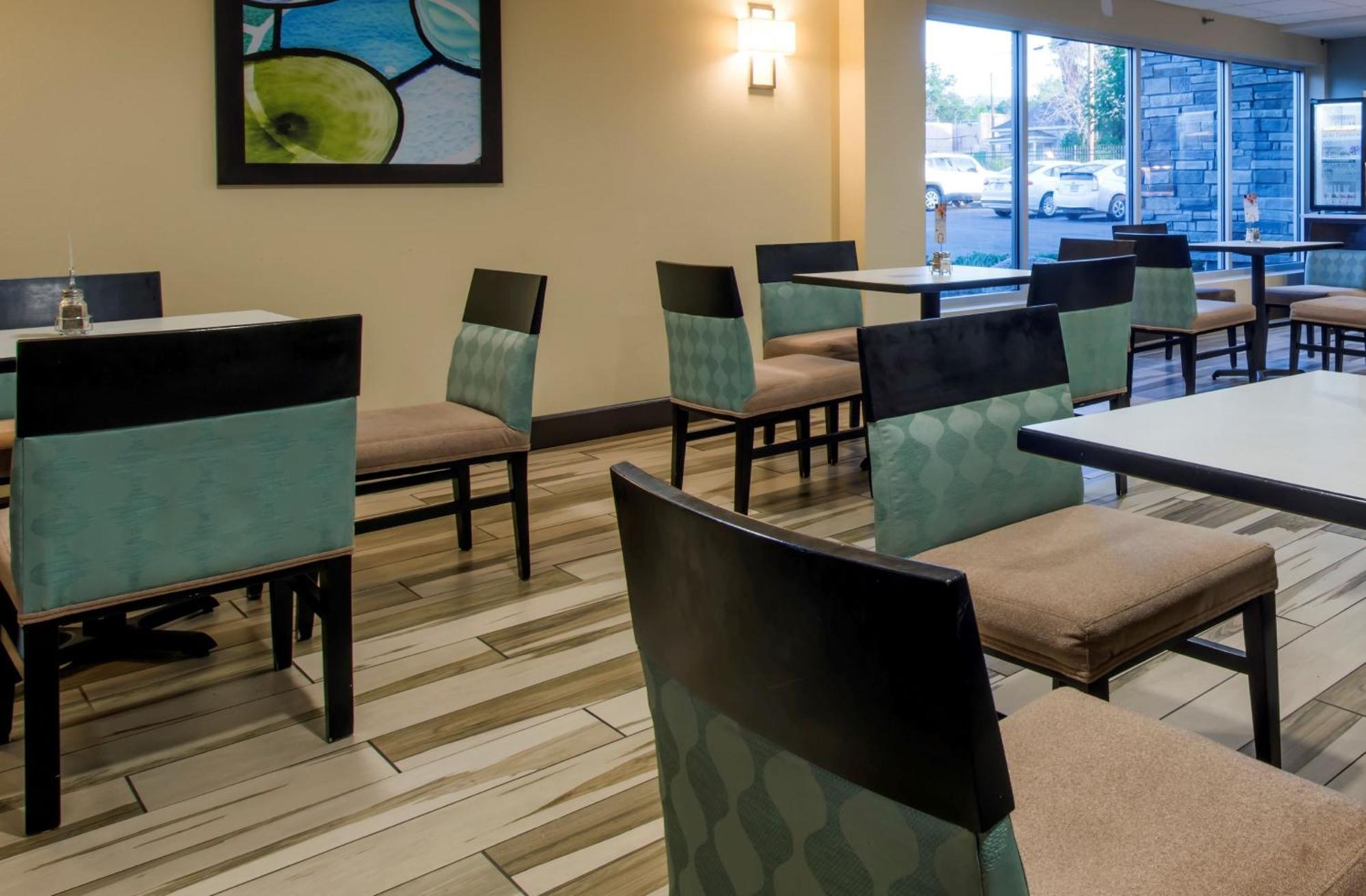 Holiday Inn Express & Suites Colorado Springs Central By Ihg Екстер'єр фото